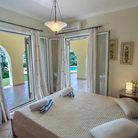 Sleeps 8 Pool Wifi