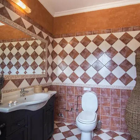 Sleeps 8 Pool Wifi * Kassiopi